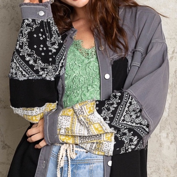 POL patch work shacket - Picture 5 of 9